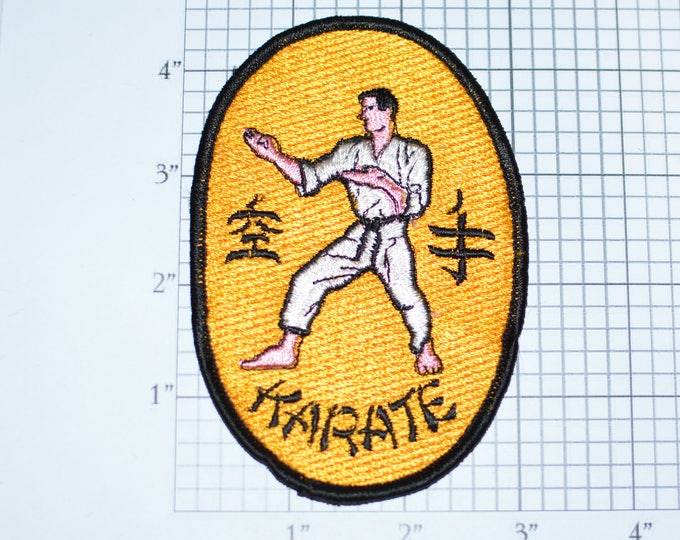 Karate Gold Background Martial Arts Vintage Embroidered Sew-On Clothing Patch Jacket Patch Vest Patch Shirt Patch Hat Patch e24a