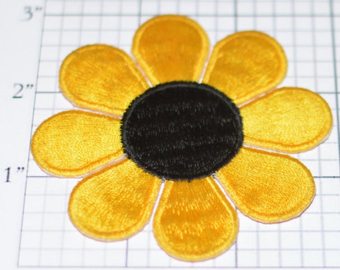 Flower Iron-on Vintage Embroidered Clothing Patch for Jeans Jacket Backpack Vest Cute DIY Fashion Accent Sunflower Daisy Yellow Black