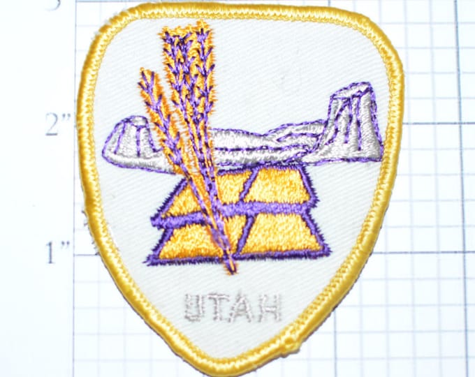 UTAH Travel Souvenir Sew-On Vintage Patch Bryce Mount Zion Nation Park Salt Lake City Mountains Skiing Mormon Church  e10g
