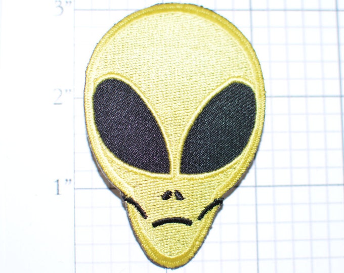 Yellow Alien Head Iron-on Clothing Patch for Motorcycle Biker Jacket Vest Shirt Backpack Jeans Purse Bag Fun Outer Space Invader Area 51