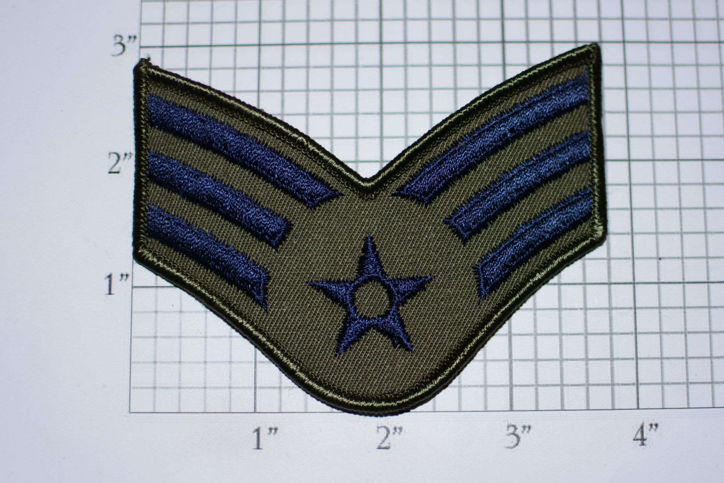 usaf-senior-airman-rank-subdued-insignia-e-4-pay-grade-vintage-uniform-patch-emblem-military-retiree-jacket-vest-militaria-keepsake-memento