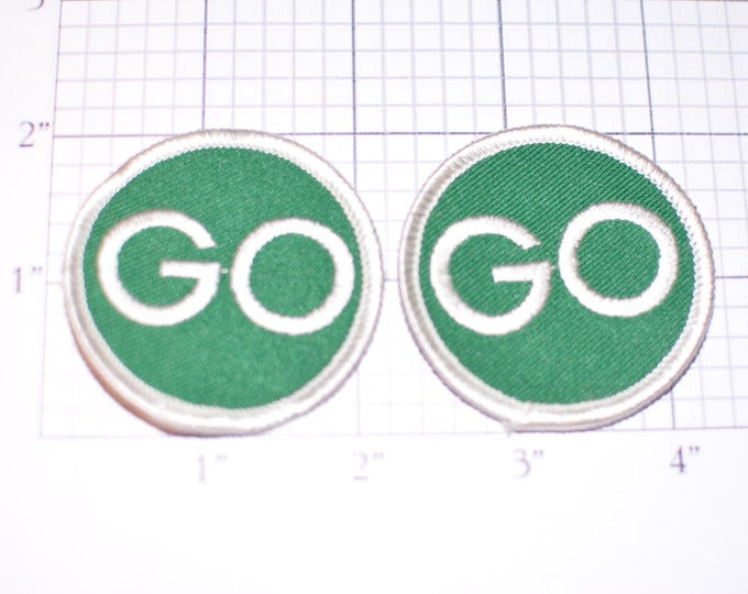 Green GO - Pair of Iron-on Embroidered Vintage Clothing Patches  (Lot of 2 Pieces) Traffic Light Road Sign Leave Start Begin Hole Repair s15