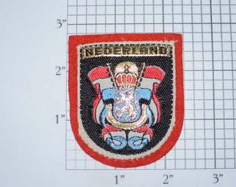 Nederland (Netherlands) Beautiful Sew-On Vintage Travel Patch Metallic Gold Thread Crest Coat of Arms Tourist Trip Souvenir Collectible