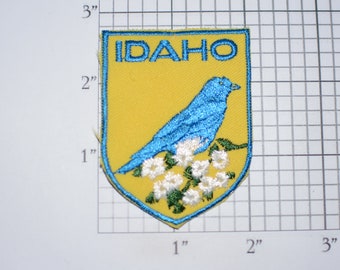 IDAHO Bird and Flower (Mountain Bluebird) Crest (Voyager Emblem) Vintage Iron-on Embroidered Clothing Patch Travel Souvenir Collectible