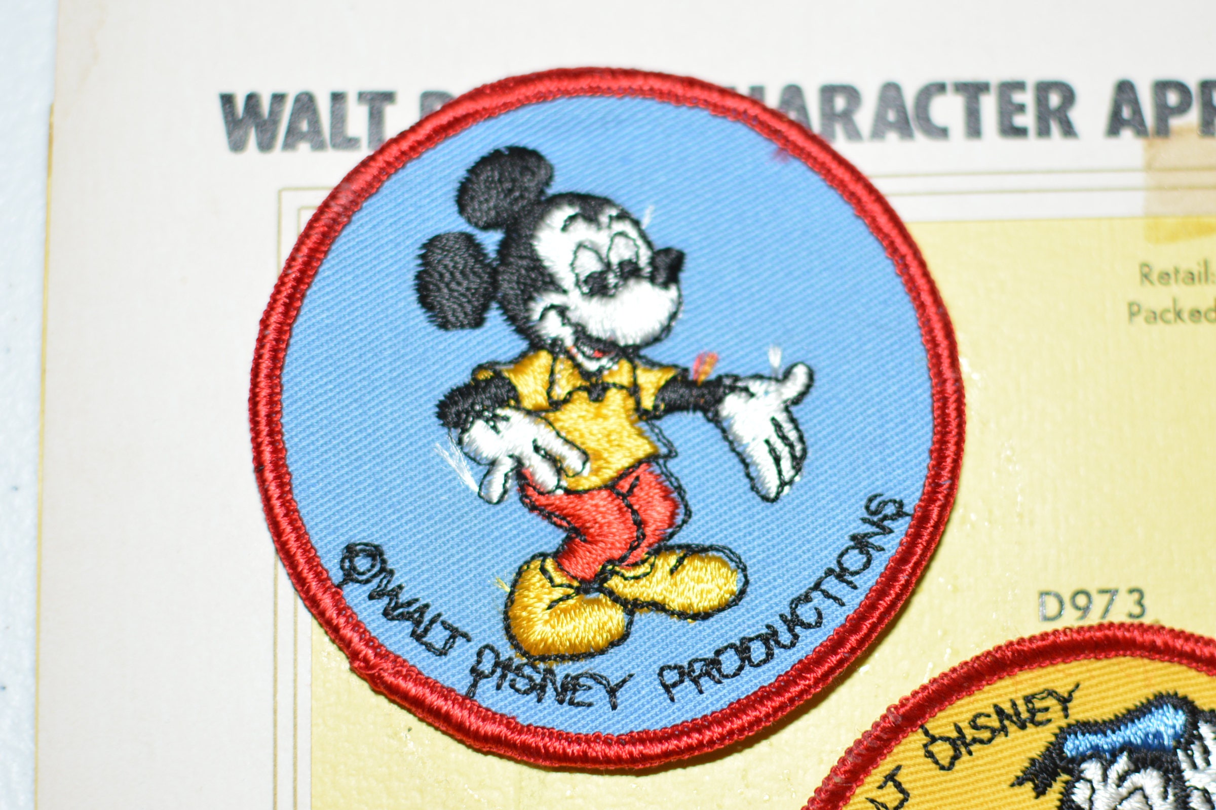 Mickey Mouse 'Minnie Head | Round' Embroidered Patch