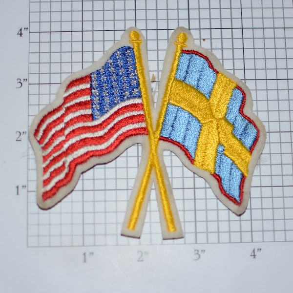 United States & Sweden Flags Cooperation Friendship Emblem Vintage Sew-on Travel Patch Souvenir Memorabilia Memento Collectible Keepsake