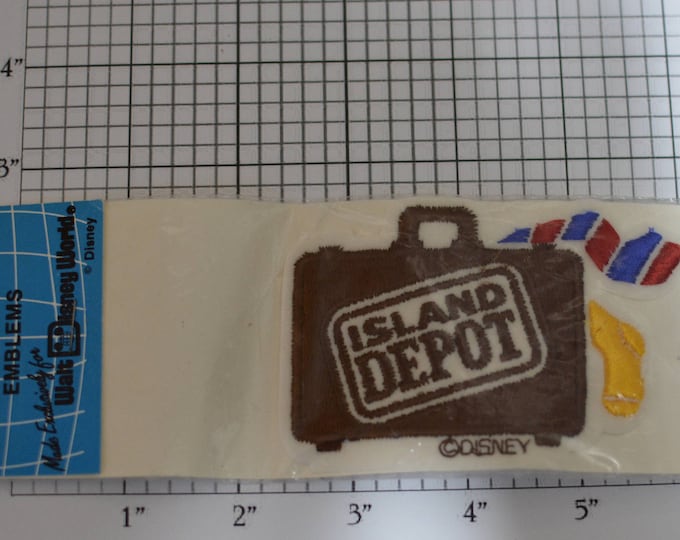 Island Depot (Original Packaging) 1989 Authentic Vintage Walt Disney World Iron-on Patch Jacket Patch Vest Patch Embroidered Patch e21L