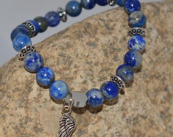 Lapis Lazuli Angel Wing Stretch Bracelet: Beaded Pewter Accent