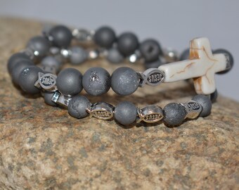 Juego de pulseras de ágata drusa: pez de Jesús y cruz de howlita, joyería cristiana (unisex)