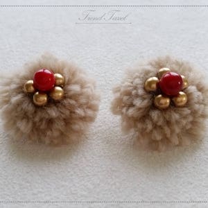 2pc Beige - Wool Pom Pom, Thistle Flower snow Ball Teasel Hand Crafted Supplies for jewelry, bracelet, earrings, pompom charm, W002