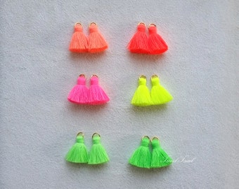 2pcs - 0.8" Mini Lovely Art Cotton Tassel, Neon Theme, Summer Tassel, Without jump ring, Hand Crafted Acryl Charm Supplies, ET0010
