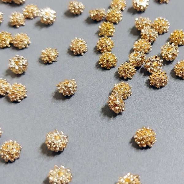 20 PCS - (flat back) 5.5mm flower center, gold plated, pistil and stamen,  earring supply, EBF0082