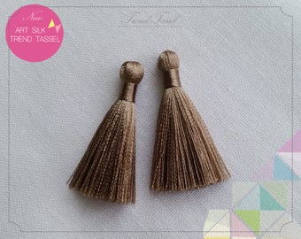 2pcs - 1.6" nudo largo, 40 colores, seda borla manualidades en mano diy para el collar de la joyería, pendientes