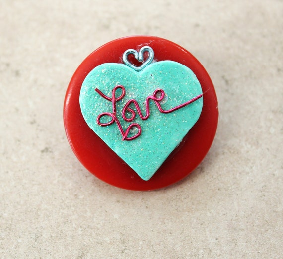 Love wire word heart brooch