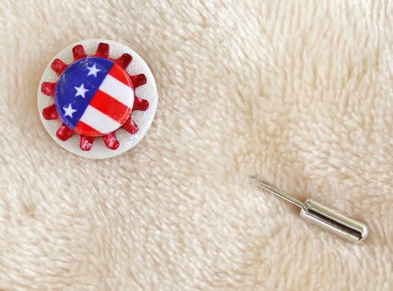 Red White Blue flag stickpin