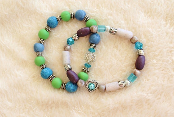 round bead bracelet,handmade beads,polymer beads,charms,heart charm,hope charm,stretchy braceletspearl beads,gift for her(#50/53)