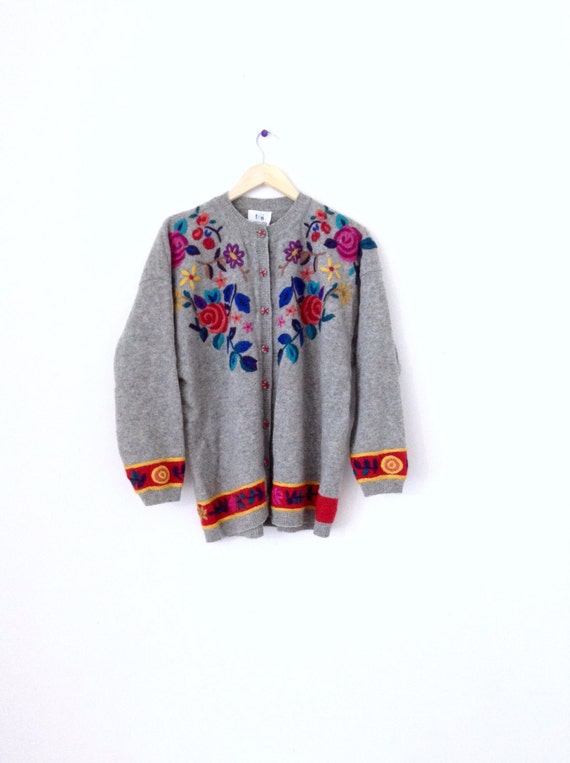 Grey wool sweater. Vintage embroidered wool cardi… - image 1