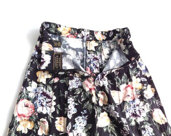 Retro floral print skirt. Vintage skirt