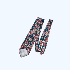 Vintage Christian Dior monsieur necktie. Vintage red and green, Italian silk tie. Made in USA