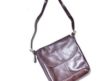 Coach large saddle bag. Vintage coffee brown leather shoulder bag. Made in USA