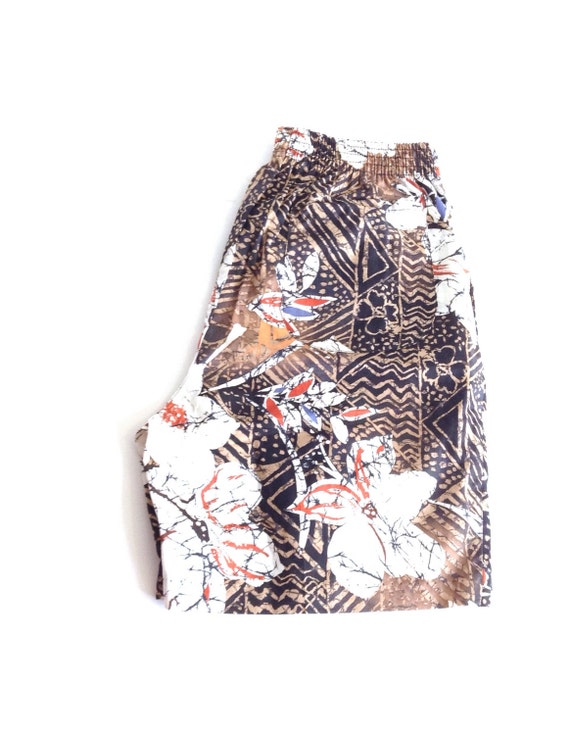 90's printed shorts with two side pockets. Made i… - image 1