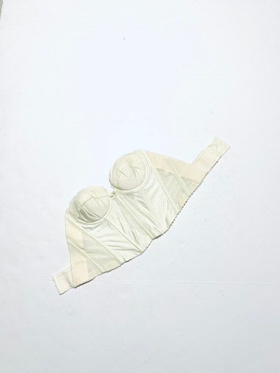 Vintage off white bustier/ brassiere. boned lace c