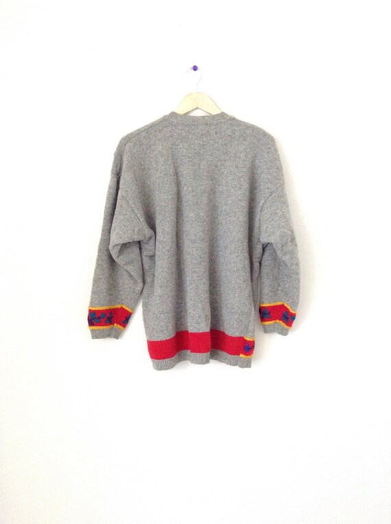 Grey wool sweater. Vintage embroidered wool cardi… - image 3