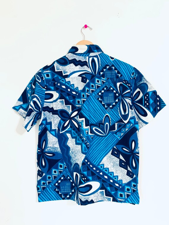 Vintage blue hawaiian shirt. Island paradise Hawa… - image 3