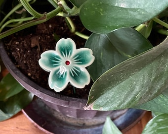 Handmade Ceramic Flower Plant Stick: Garden Accent Decor. Everlasting Valentine flower.