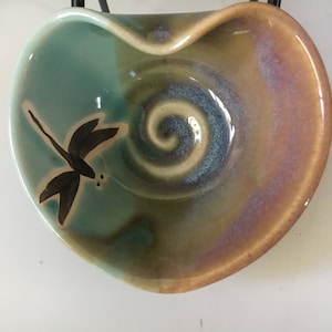 Dragonfly pottery Heart Bowl. Turquoise ceramic dish. Ceramic jewelry dish. 5 inch heart dish.