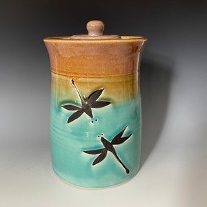 Dragonfly cookie jar 6 inches tall. beige and Turquoise colors .Fast shipping Kitchen container.