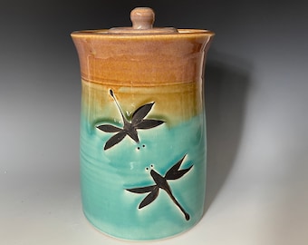 Dragonfly cookie jar 6.5 inches tall. beige and Turquoise colors .Fast shipping Kitchen container.
