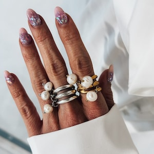 Real pearls ring,pearl charms, Pearl rings for women, pearl ring,anniversary gift, birthday gift,siver ring,gift for her, white stone rings