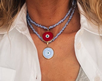 Collar griego de cuentas azules con grandes ojos de cristal, rojo y azul claro, regalo para ella, regalo de cumpleaños, collar de encanto de verano, collar de encanto boho