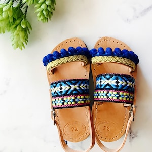 Griechische echte Leder handgemachte Boho Sandalen,Pompomsandalen,Gold Zopf chic&quot;Yvonne&quot;, Mädchen Sandalen, Baby ethnischen Sandalen