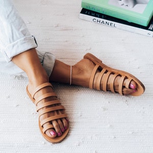 Natural brown sandals,ancient Greece style sandals,toe ring classic sandals,natural slippers,strappy sandals, slides
