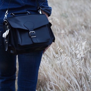 Camera leather shoulder bag, black greek leather bag,messenger bag,dslr leather carry case,classic camera case, camera satchel