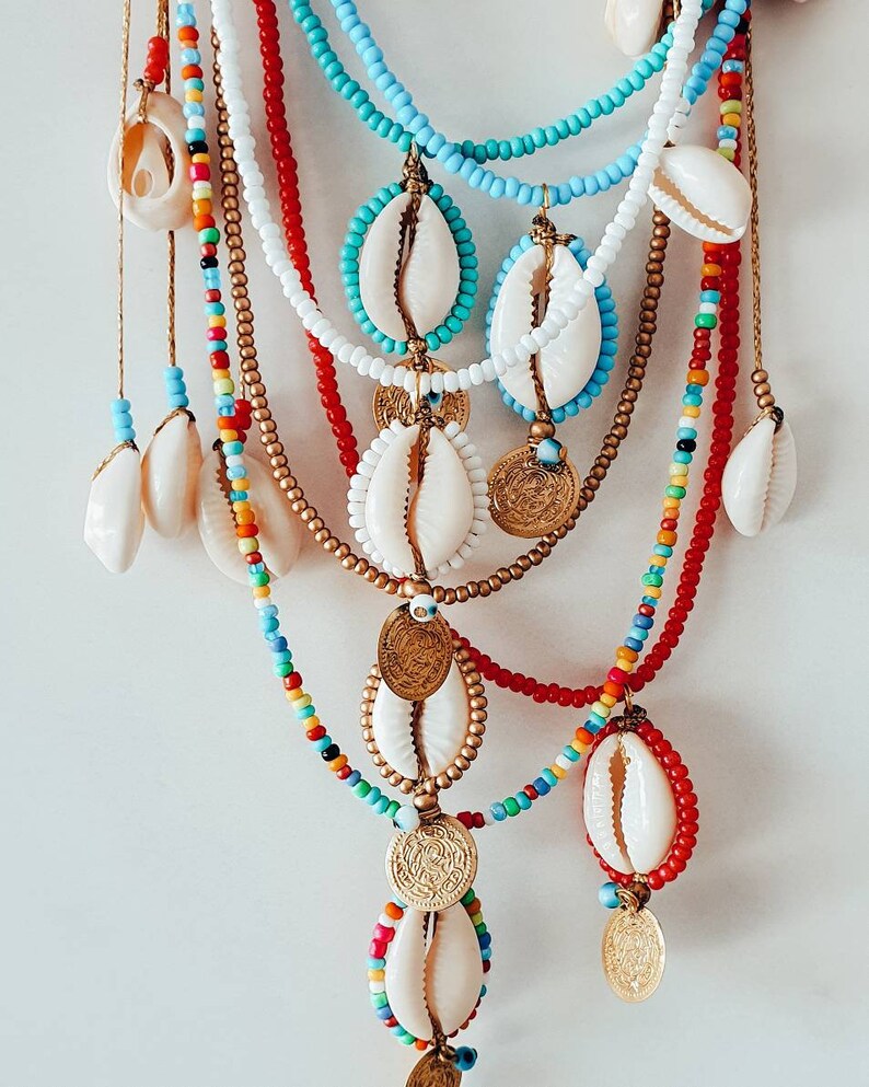 beaded necklace with shell