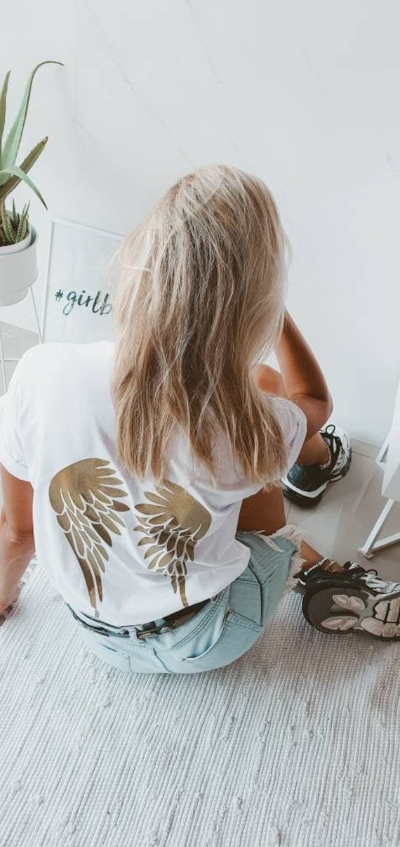 Camiseta de alas de angel blusa de alas doradas camiseta de algodon regalo de dama de honor regalo de despedida de soltera Etsy Espana
