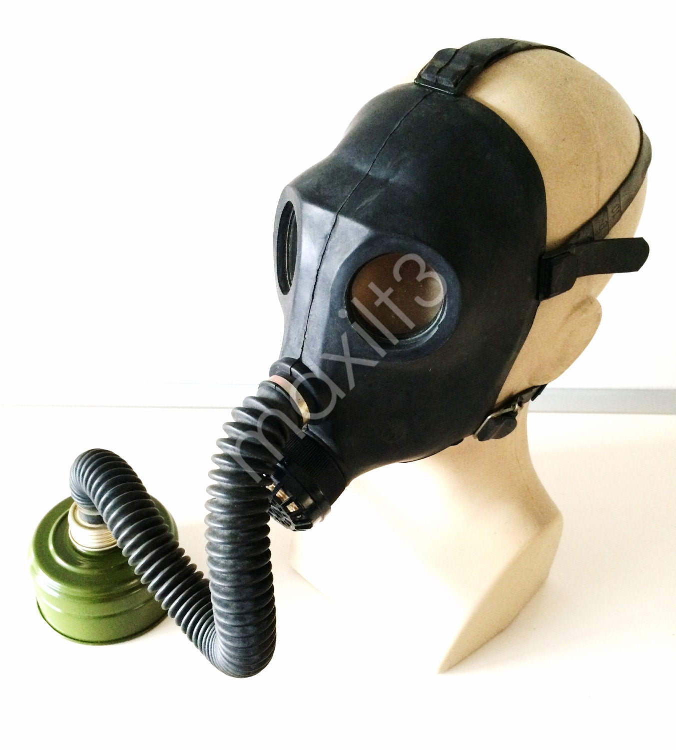 Vintage Gas Mask PDF-2SH Gas Mask With Hose Gas Mask Costume Vintage Gas Mask PDF-2SH Gas Mask With Hose Gas Mask Costume