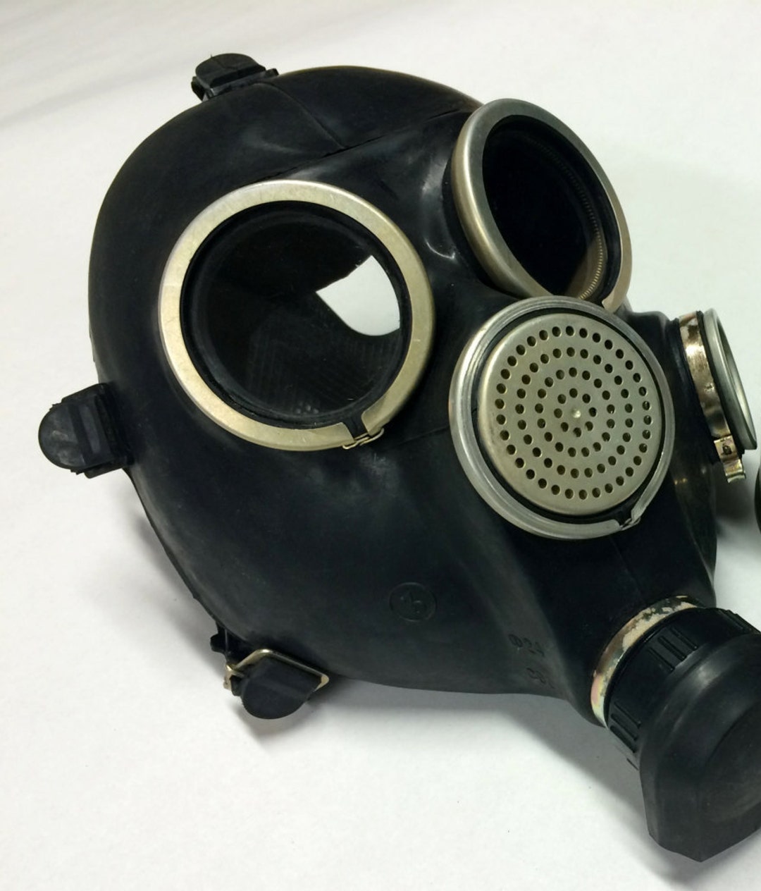 Vintage Black Gas Mask GP-7 Gasmask Costume Gas Mask Black Vintage Black Gas Mask GP-7 Gasmask Costume Gas Mask Black