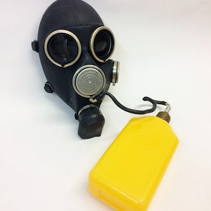Black rubber Gas mask GP-7V with drinking system drinking flask black gas mask costume gas mask art making gas mask collectable