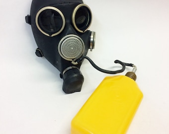 Vintage Gas mask GP-7V with drinking system