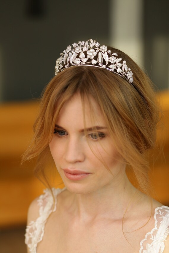 Crystal Tiara Crown Wedding Floral Crown Bridal Tiara  display picture 1