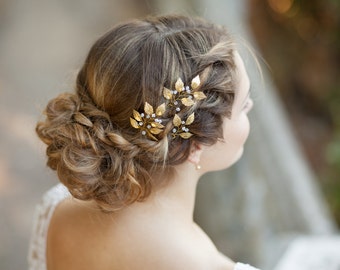 Gold leaf hair pins Gold bridal hair pins Leaf headpiece Gold floral hair pins Gold hair accessory Wedding leaf hair pins