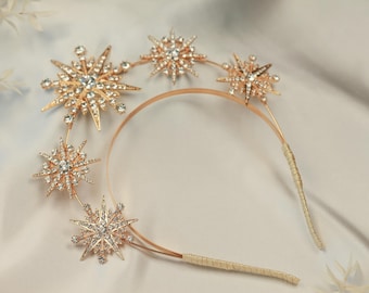 Corona de estrella dorada con cristales Halo de novia celestial Tocado de cristal con estrella Tiara celestial Accesorios de novia celestiales