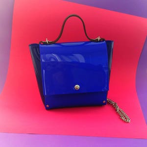 Bandoulière en PVC bleu brillant messager messager en vinyle épaule minimal cartable sac à main unique forme classique style de bureau