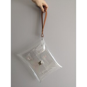 Bolso de mano grande transparente, bolso de mano tipo estadio, bolso con correa de cuero, bolso con cierre de solapa, bolso de estilo minimalista, transparente, bolsos de estilo premium.