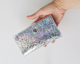 Holographic stars, medium vinyl wallet, shiny and silver, rainbow accessories, 90s, grunge aestethic, metallic wallet, shiny purse, rave