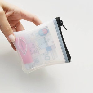 Monedero color leche, bolsillo de vinilo blanco, monedero trasero, estilo minimalista, regalo sencillo, monedero transparente, accesorios de los 90, vegano